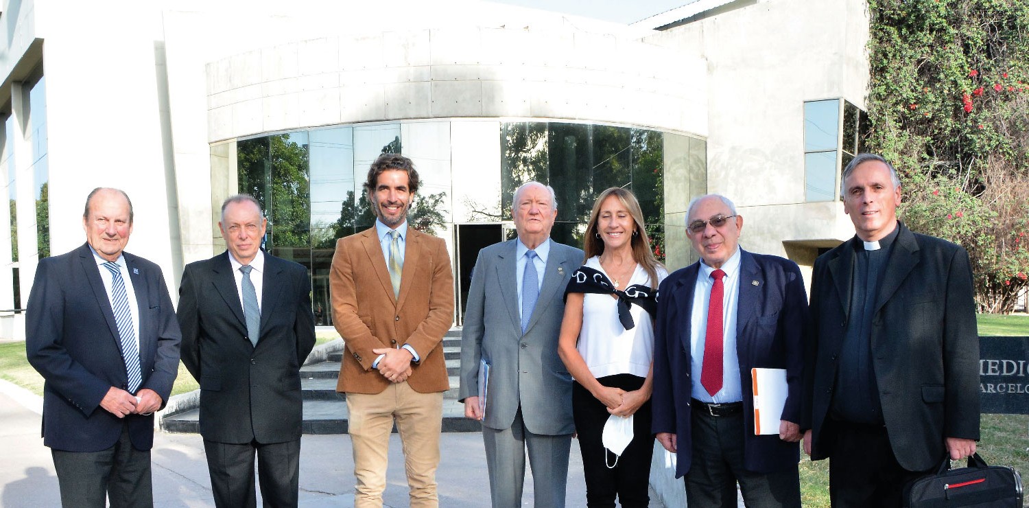 Presentación del libro “15 años de la RADU” e inauguración de aulas en sede La Rioja de Fundación Barceló